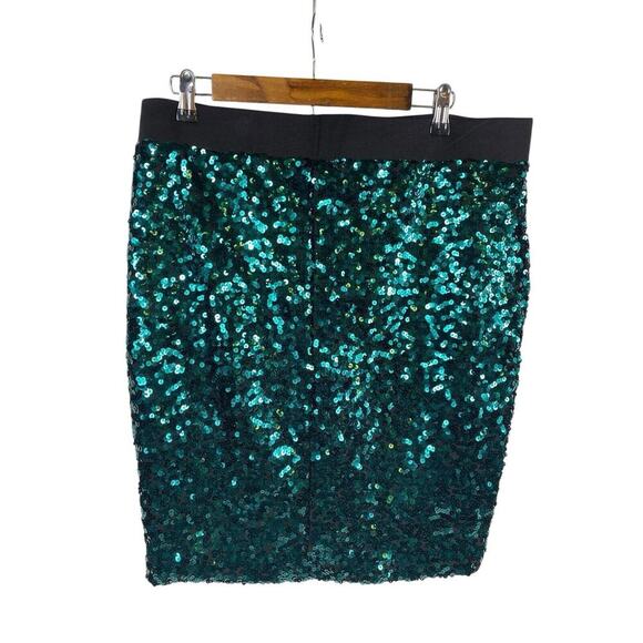 Torrid Skirt Size 1 1X Green Sequin on Black Glam Y2K Sparkle Mermaid Concert - Picture 5 of 9